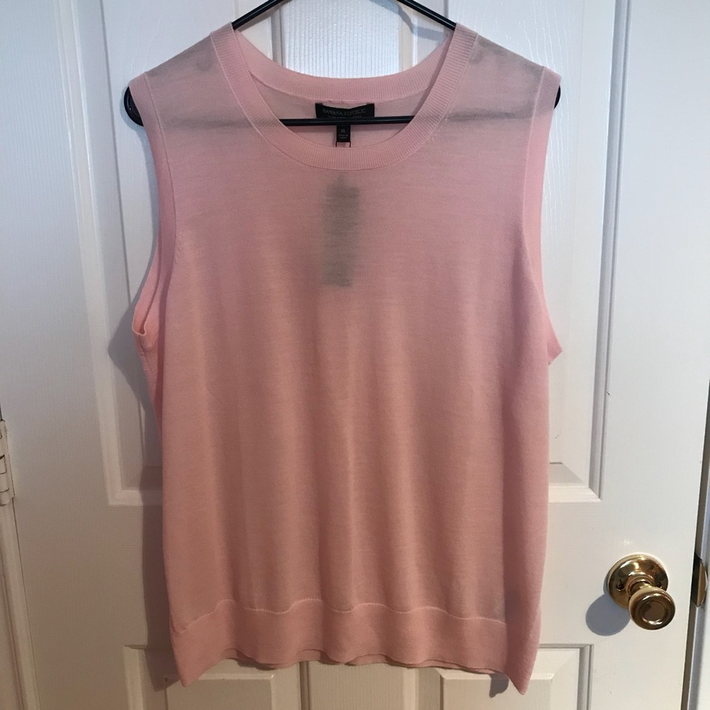 NWT banana republic pink sweater vest